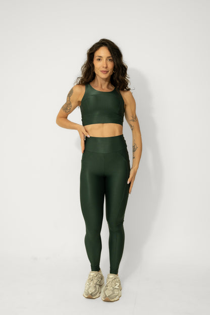 Conjunto Fitness Verde Alta Compressão com Bolsos E Top de alça larga