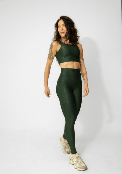 Conjunto Fitness Verde Alta Compressão com Bolsos E Top de alça larga