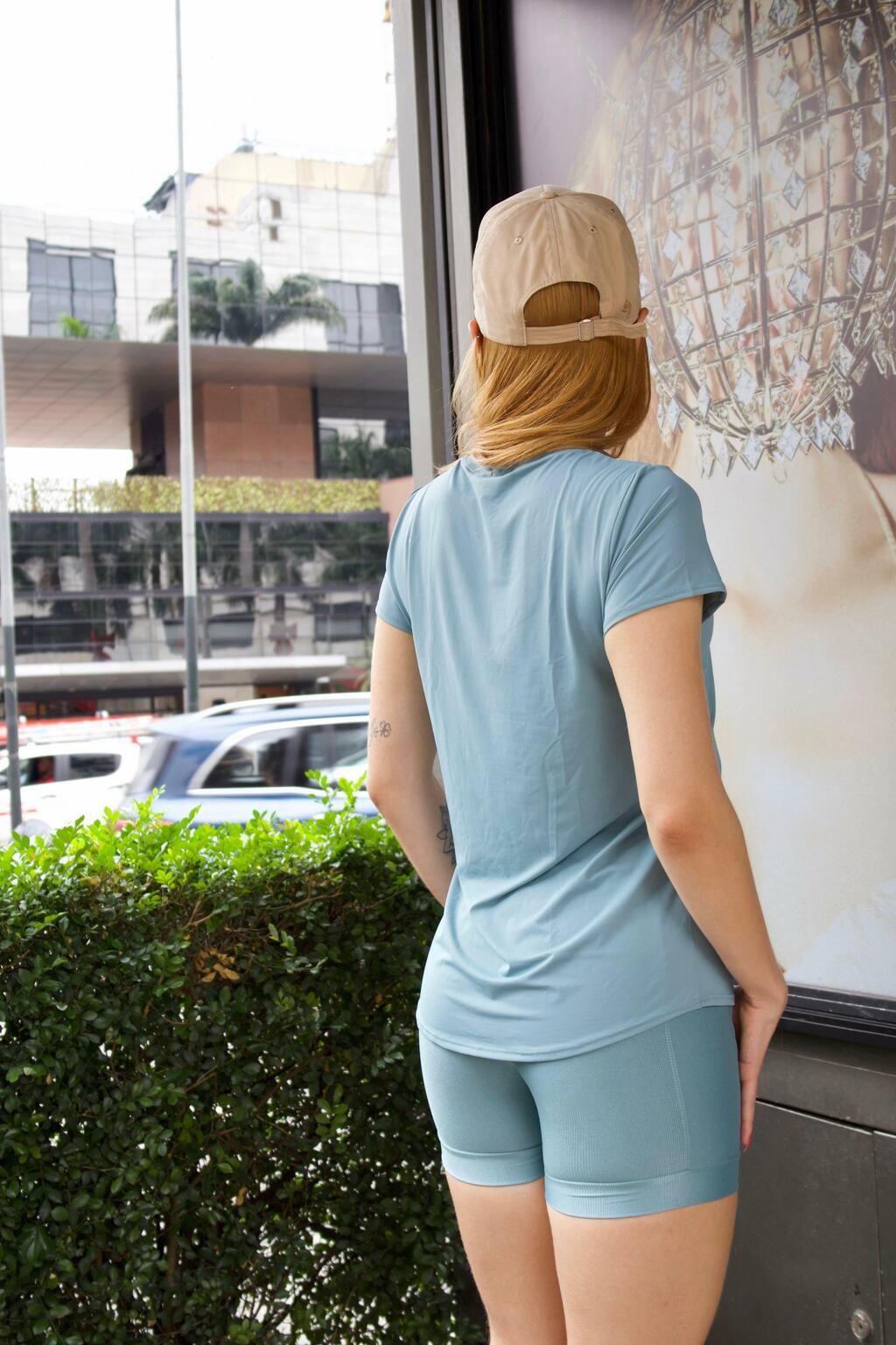 Blusa Ciano  Proteção UV, Conforto e Estilo para o Dia a Dia