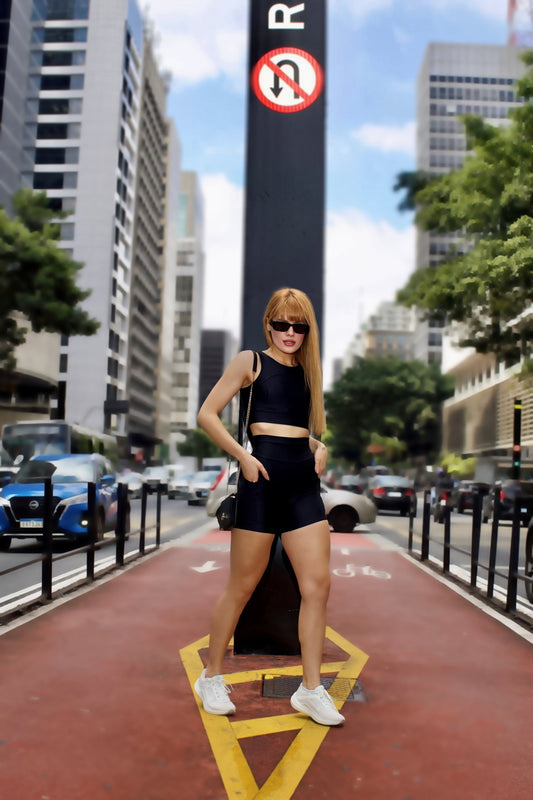 Conjunto Power - Top de alta compressão e short com cós alto para Máxima Performance