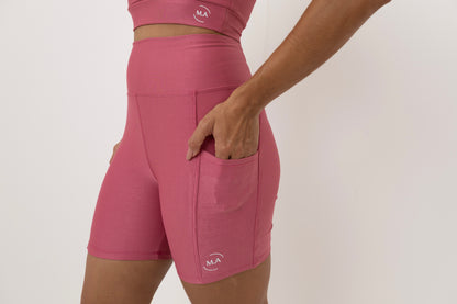 Conjunto de Bermuda com bolso + Top Longo